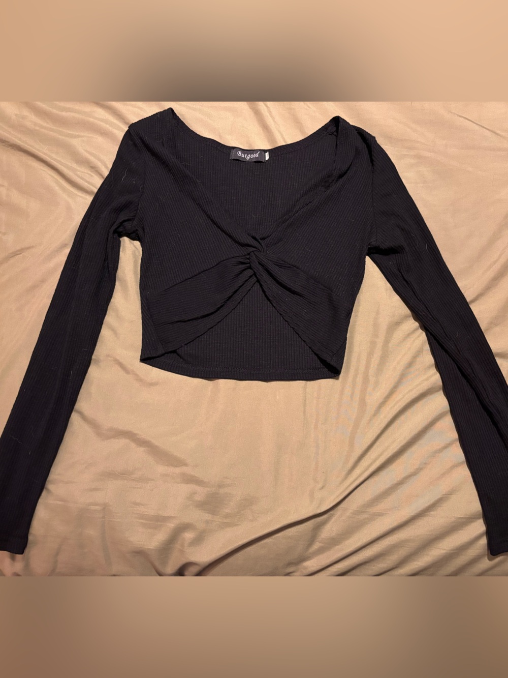 Ribbed Twist-Front Black Long Sleeve Crop Top